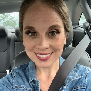 Meet your Posher, Chrissy